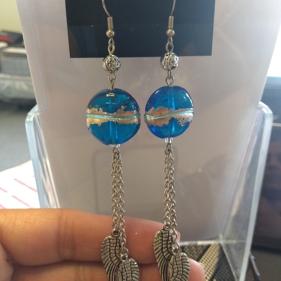 Jewelry - Picture 7 of 8